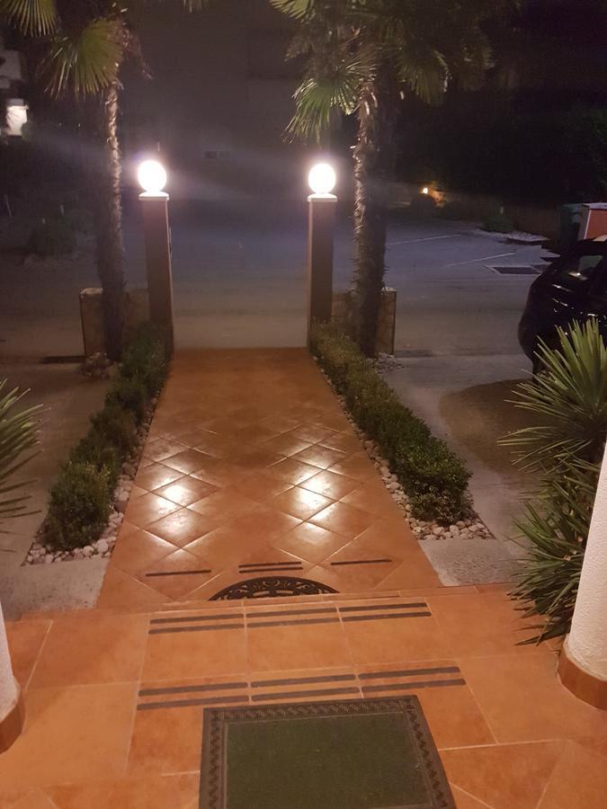 Villa Jelena Zadar Exterior foto